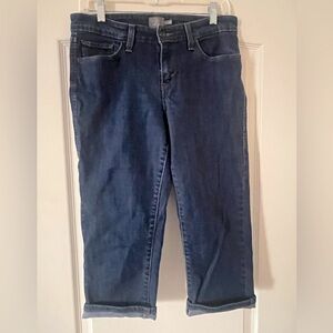 Levi’s Vintage Darker Washed Cropped Women's Jeans Size 6/28
